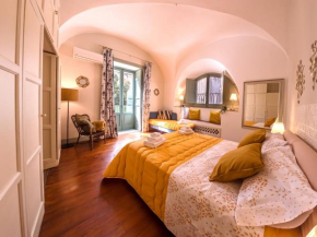 Crociferi Palace apartments